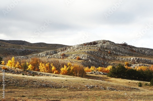 Fototapeta Naklejka Na Ścianę i Meble -  Autumn mountains