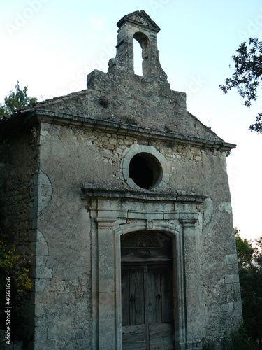 église