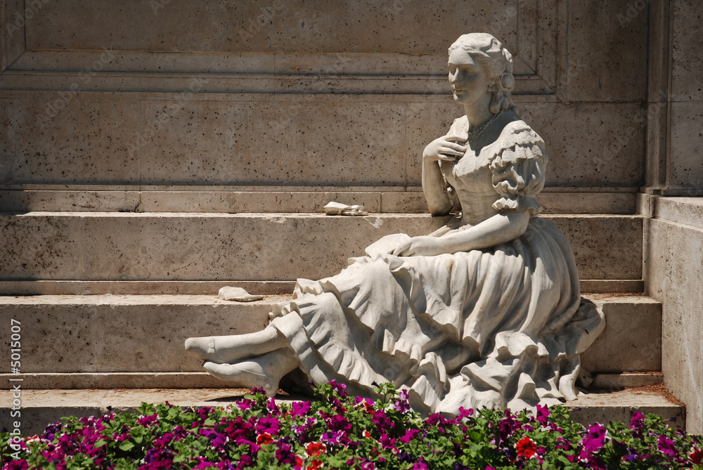 Obraz premium Statue de femme à Madrid