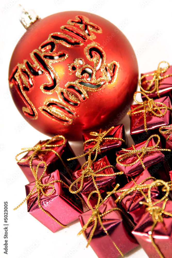 Fototapeta premium photo joyeux noel, boule et cadeaux