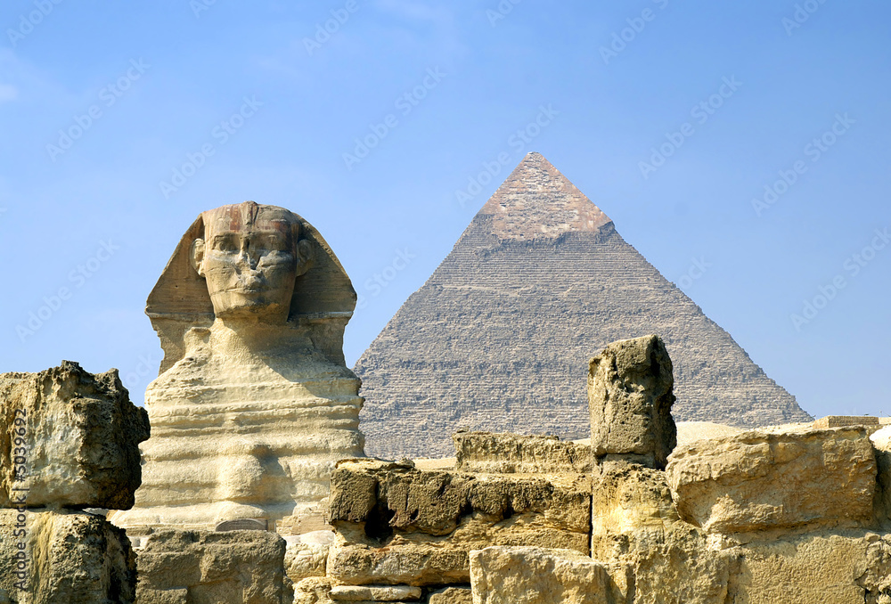 Sphinx and Pyramid of pharaoh Chephren, Giza, Egypt Sphinx and Pyramid of pharaoh Chephren, Giza, Egypt
