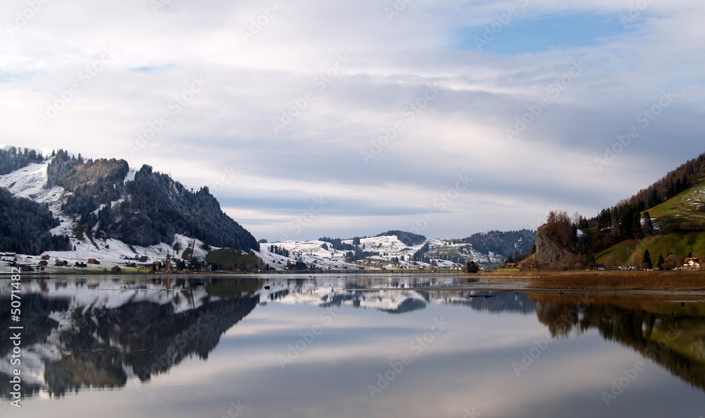 suisse lacustre et reflets