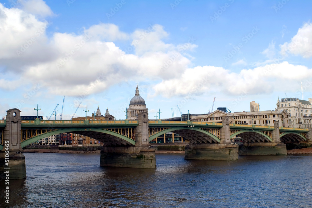 Bridge over the Thames