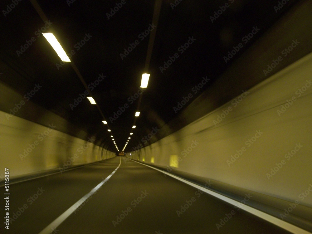 Naklejka premium tunnel vitesse