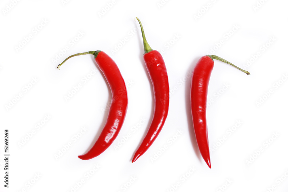 drei rote Paprika oder Chili