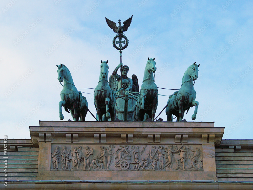 Obraz premium Quadriga of the Brandenburg Gate in Berlin