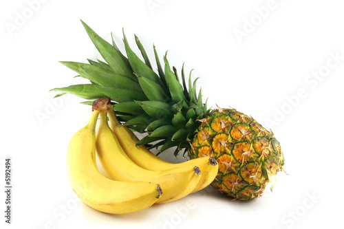 ananas and bananas photo