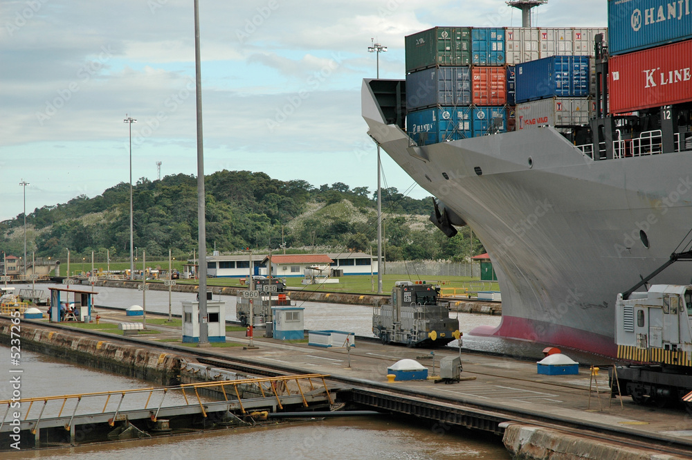 Naklejka premium Panama Canal