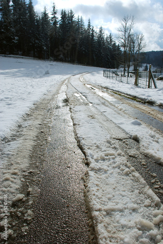 verschneite Straße