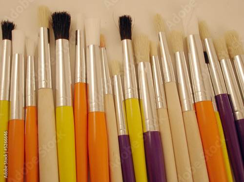 Clean Chunky Paint Brushes