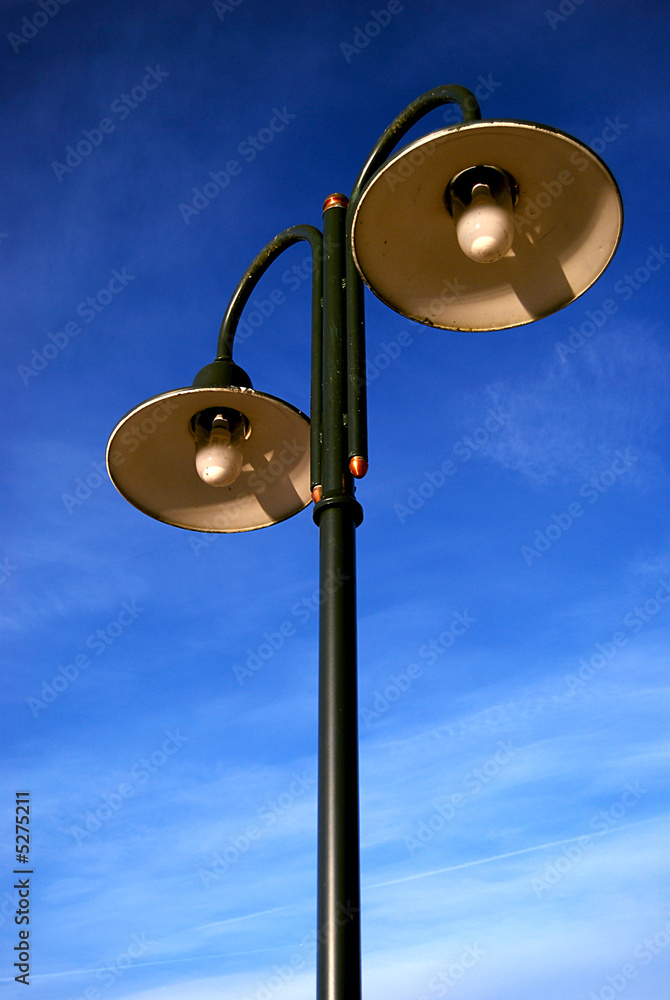 Street lamp