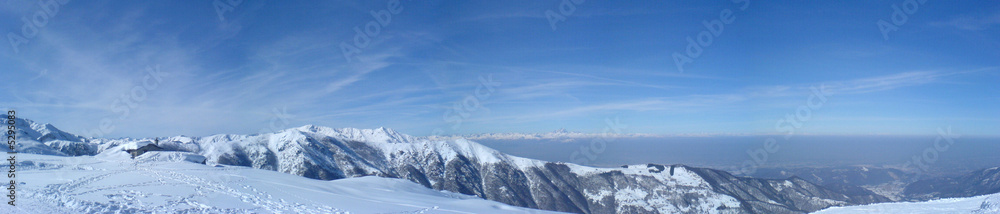 panorama dalle piste da sci di artesina