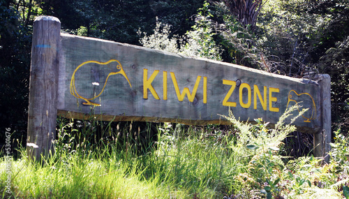 Kiwi zone sign