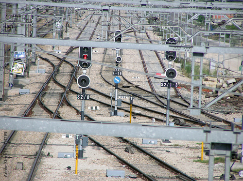 Vías y semáforos para el tren