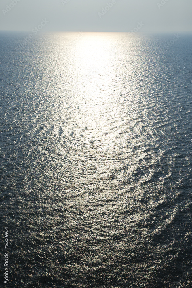 Fototapeta premium Sun on ocean.