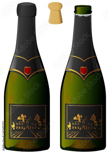 Bouteille de mousseux ouverte et fermée