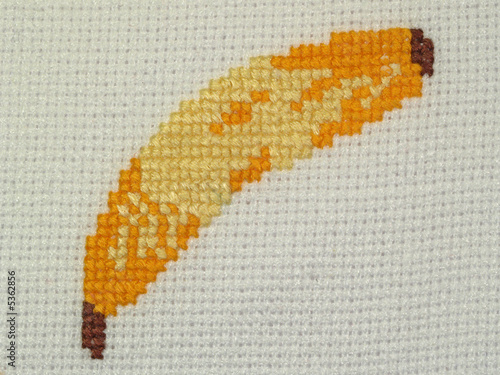 Detail of napkin embroidery (yellow banana), close-up