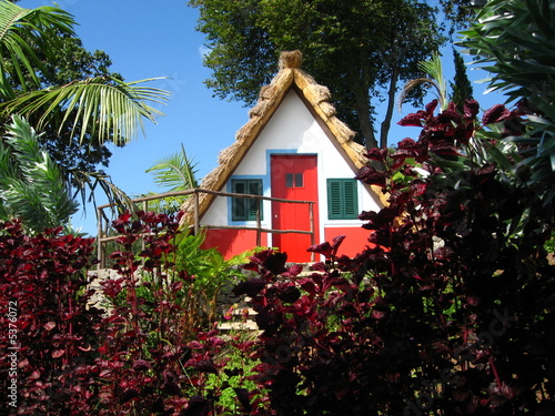 Haus auf Madeira photo