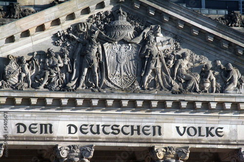 Schriftzug am Reichstag in Berlin