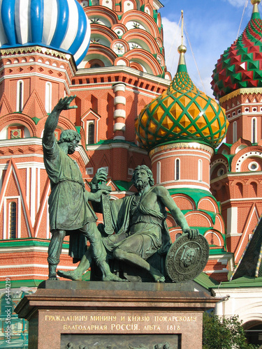 Monument of Minin and Pozharskij photo