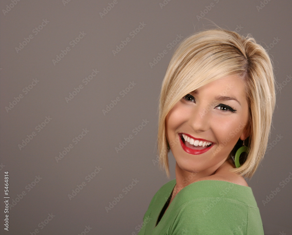 Blonde Smiling Earring Blonde Smiling Earring