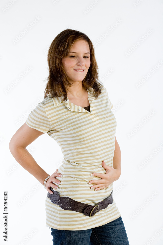 Hübsche Frau in sommerlicher Kleidung Hübsche Frau in sommerlicher Kleidung