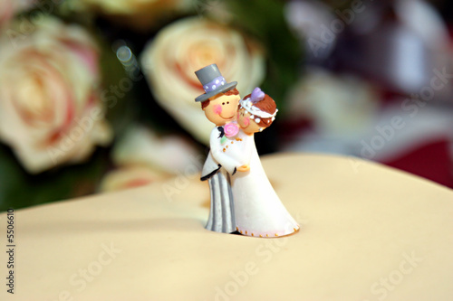 wedding cake dolls photo