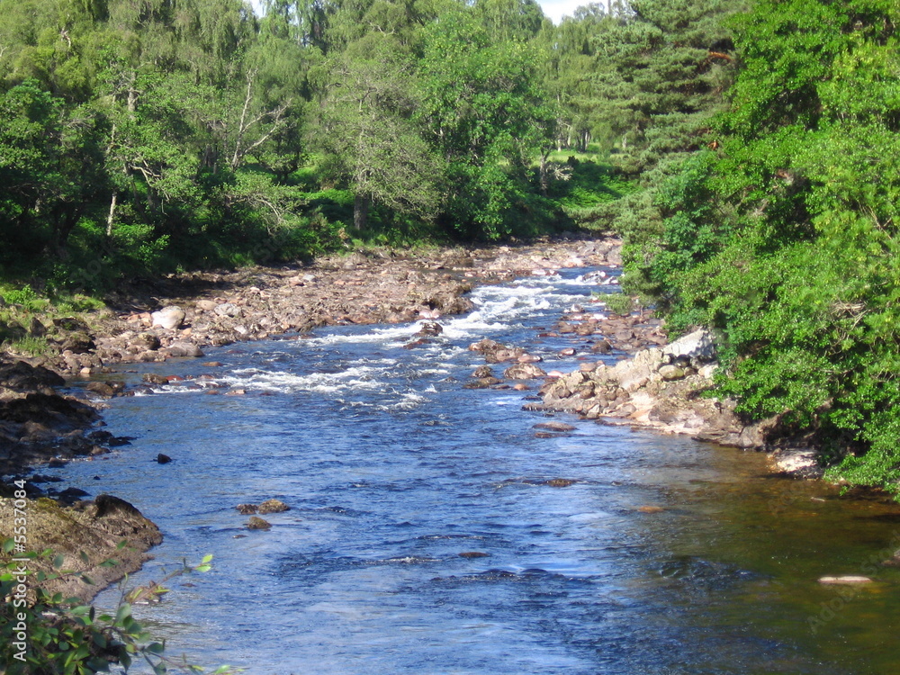 La riviere Dee en Ecosse La riviere Dee en Ecosse