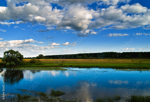 Fototapeta Naklejka Na Ścianę i Meble -  Sky in the river
