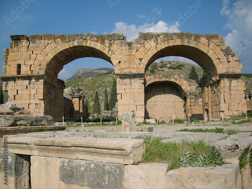 La nécropole d'Hiérapolis en Turquie