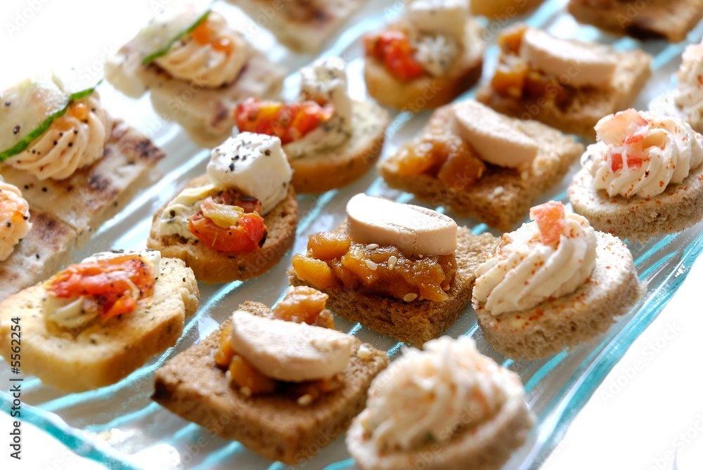 petits canapes