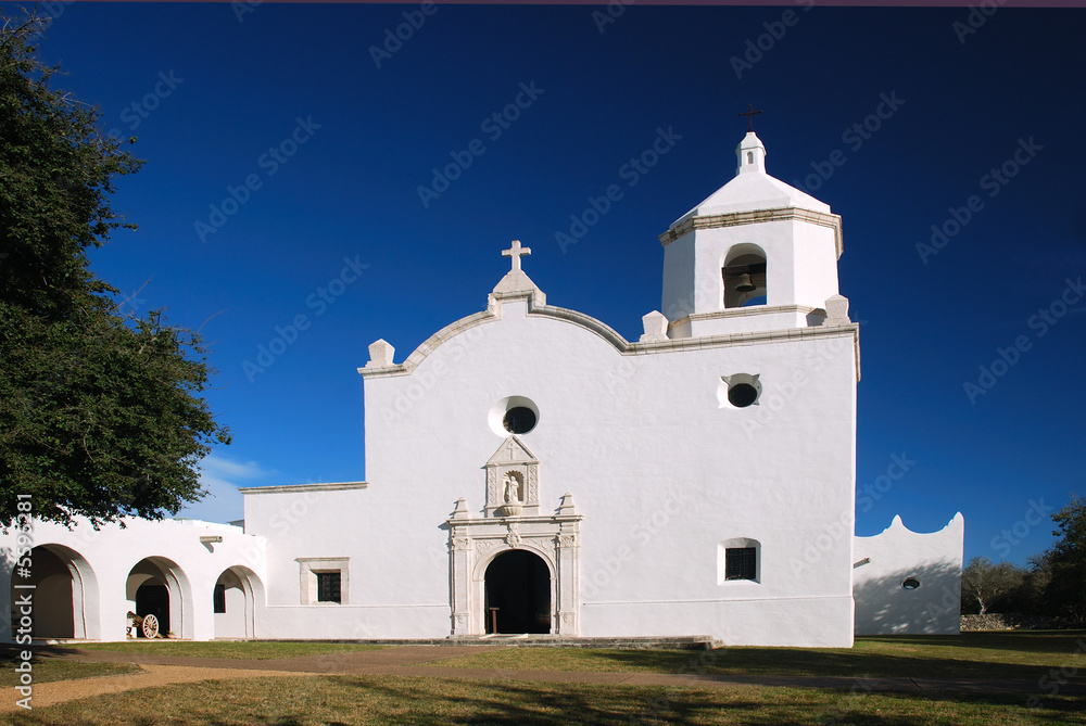 This mission was the beginning of Spanish rule in Tejas.