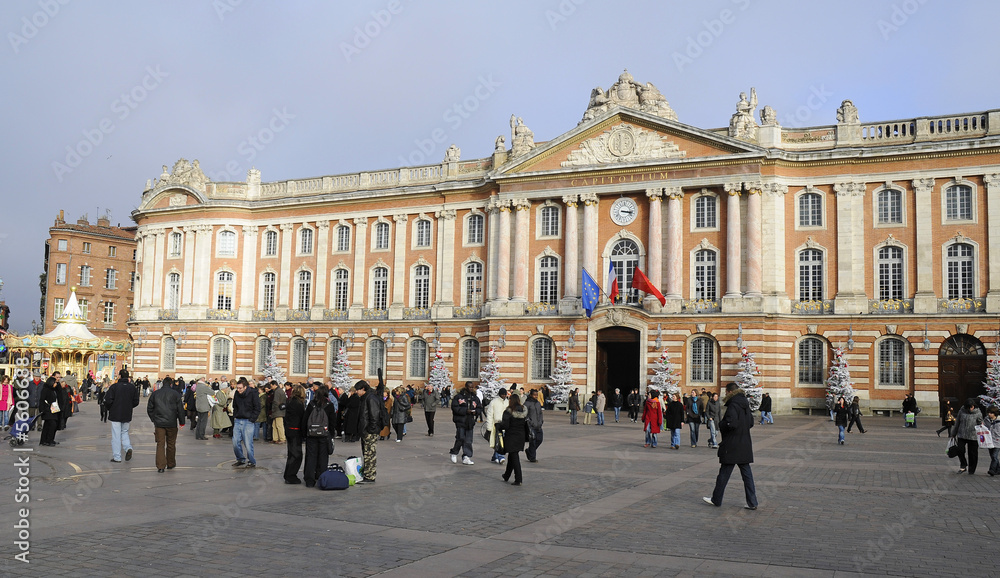 La place du capitole de Toulouse en hiver