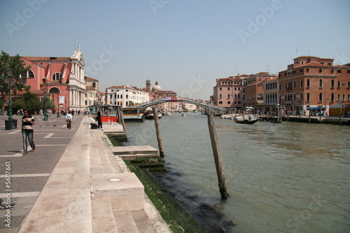 Le grand canal de Venise depuis la gare