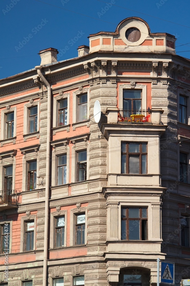 Obraz premium wall with windows