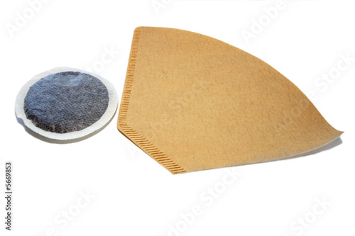 Unbleached brown coffee filter and pad