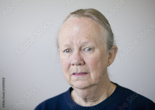 Fotografija Portrait of a worried senior woman
