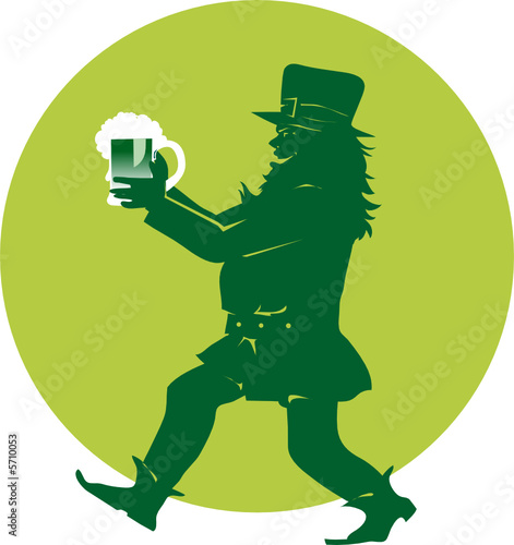 Leprechaun bringing beer on st. Patric Day