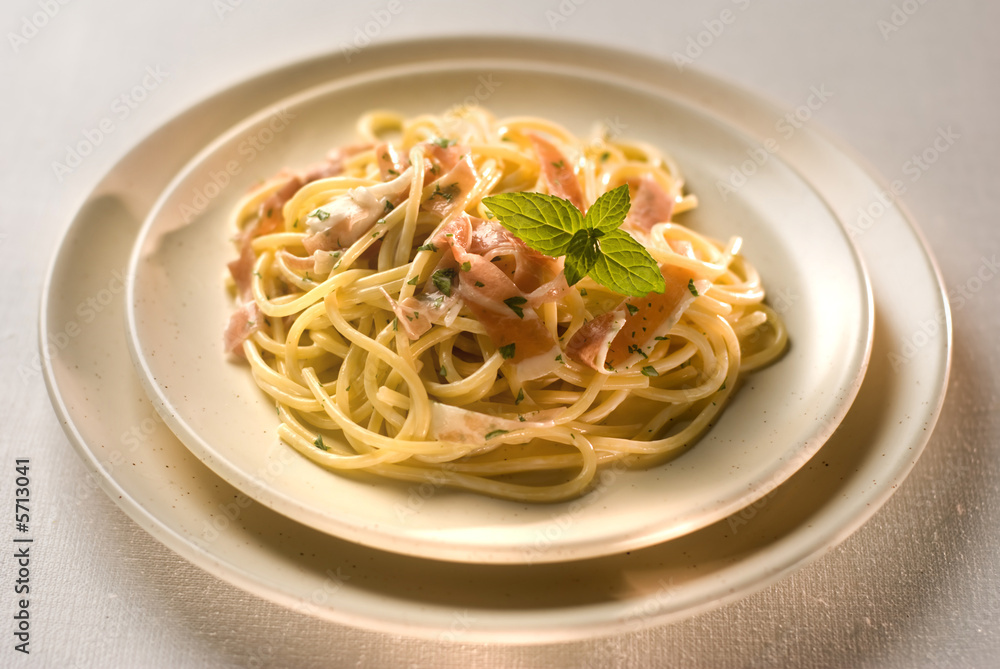 spaghetti with cheese and prosciutto close up shoot spaghetti with cheese and prosciutto close up shoot