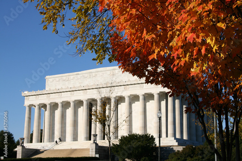 Lincoln memorial in autumn Washington DC