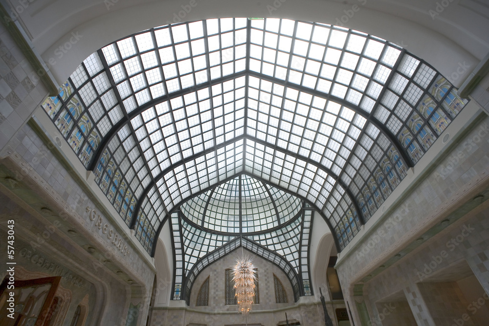 verrière de l'entrée de l'hôtel gresham, budapest