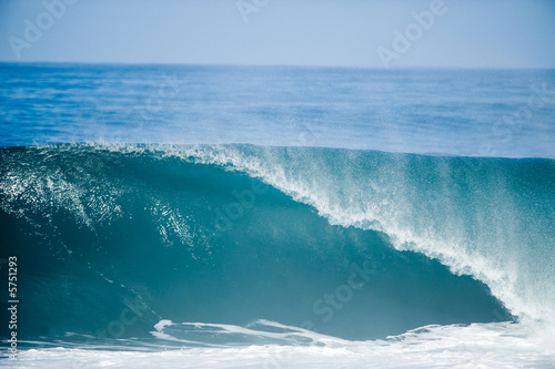 perfect wave at backdoor