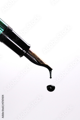 fountain pen spilling ink