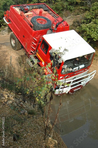 Véhicule incendie tout terrain