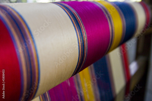 Rouleau de fils de soie