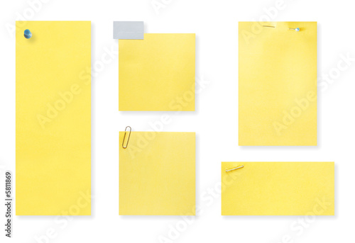 Blank yellow notes. 