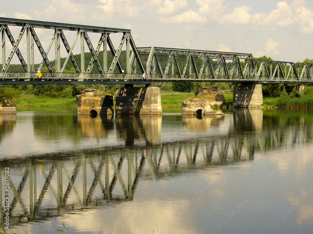 Obraz premium Oder - Grenzbrücke