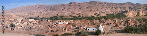 troglodyte habitation - chenini, douiret - tataouine – tunisia photo