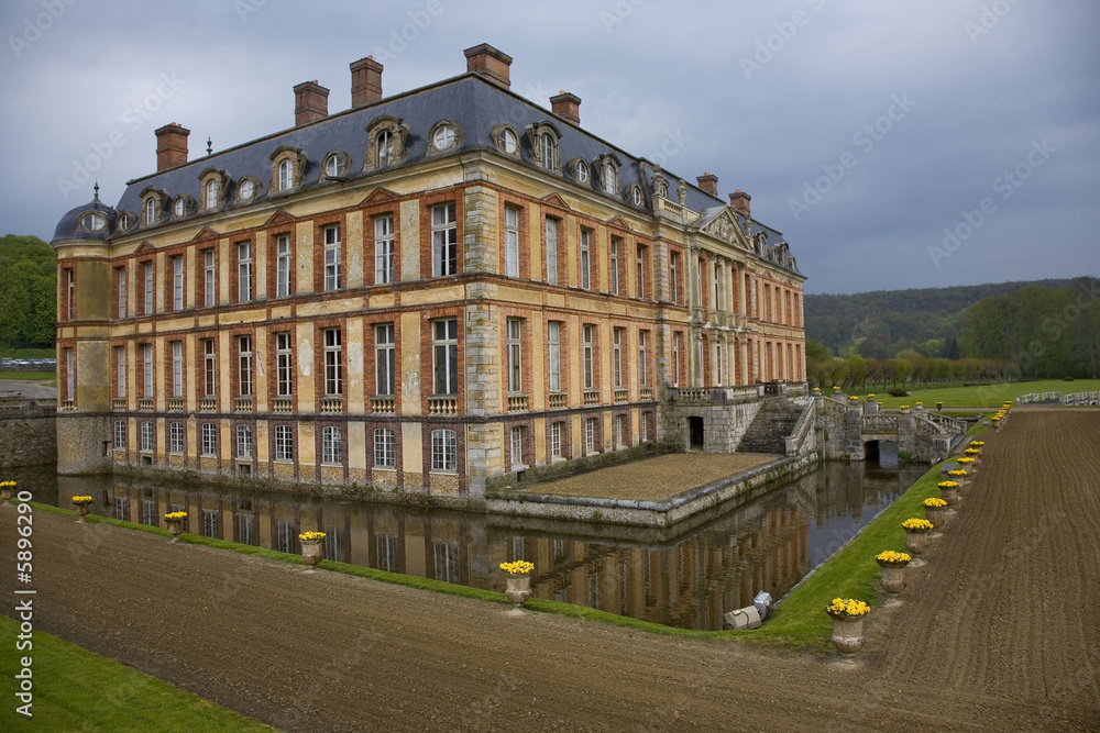 france,dampierre-en-yvelines : chateau