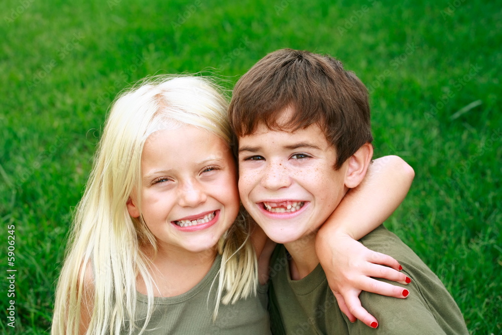 Two Kids With Missing Front Teeth Two Kids With Missing Front Teeth